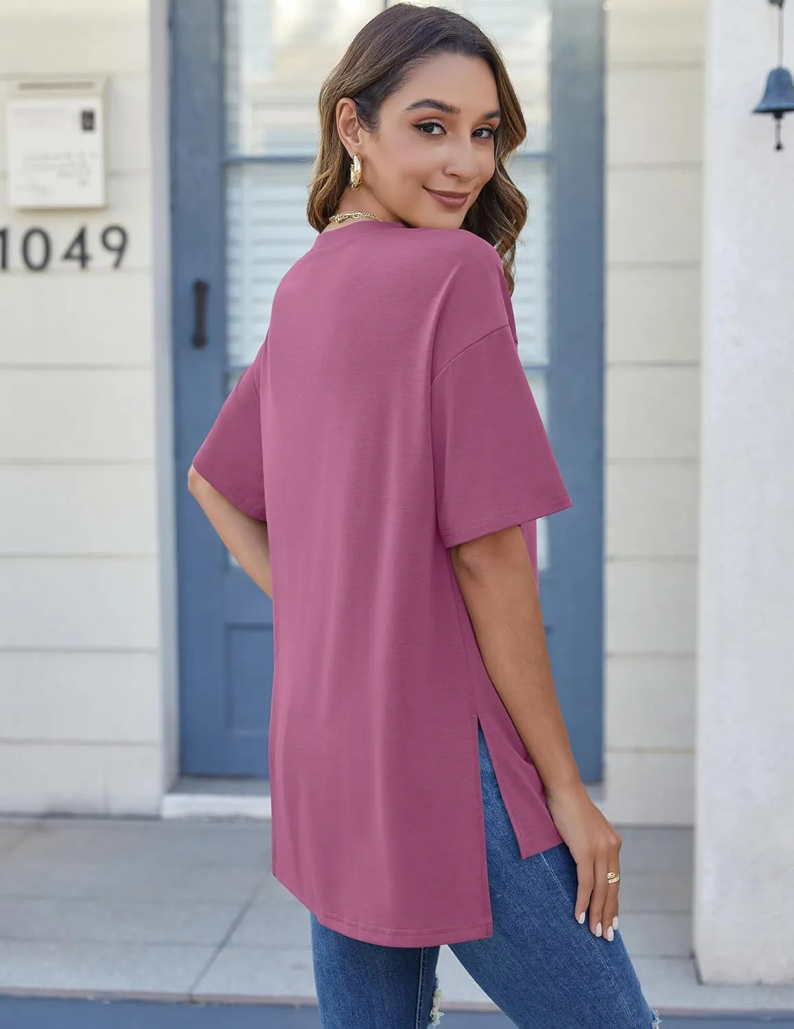 HOTOUCH Womens Oversized T Shirts Crewneck Short Sleeve Workout Blouse Tops Summer Casual Dropped Shoulder Tunic Tee